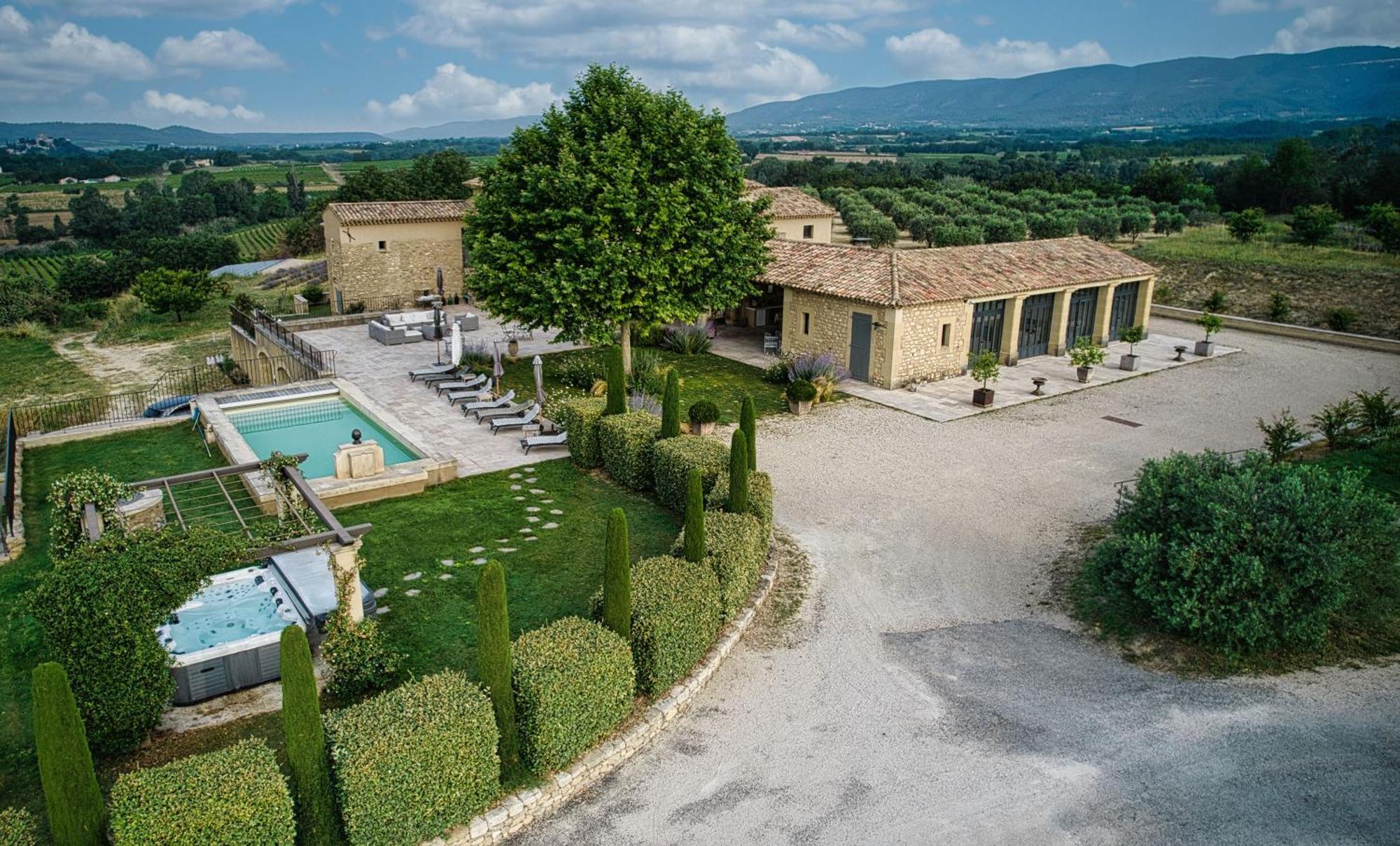 Bastide Saint Maurin Bed & Breakfast Ansouis Exterior photo