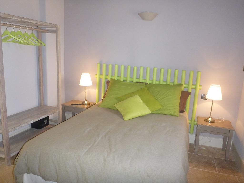 Bastide Saint Maurin Bed & Breakfast Ansouis Exterior photo